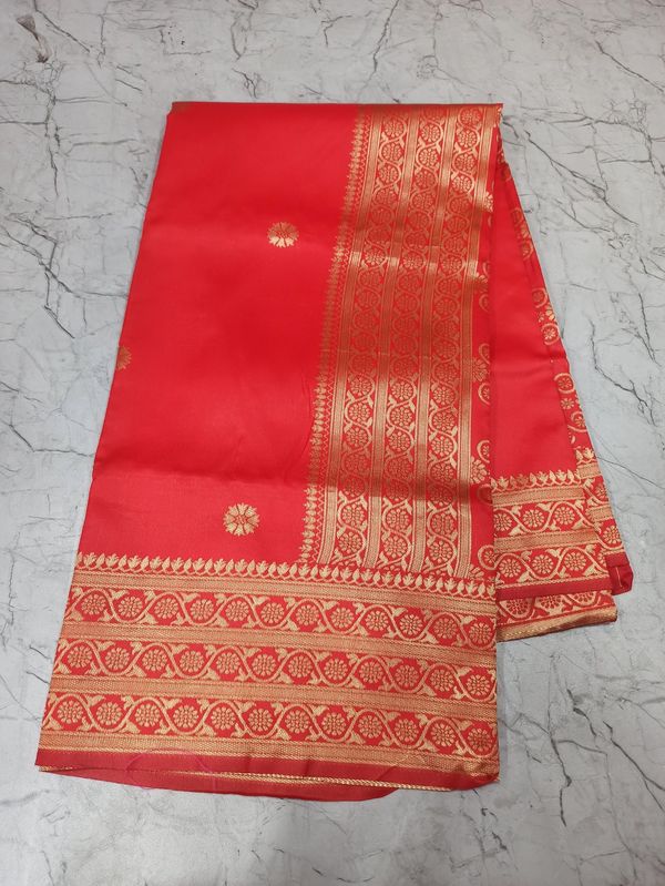 Red Banarasi Silk Saree With Elegant Zari Borde