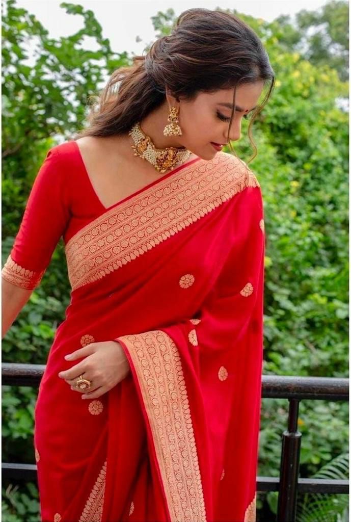 Red Banarasi Silk Saree With Elegant Zari Borde