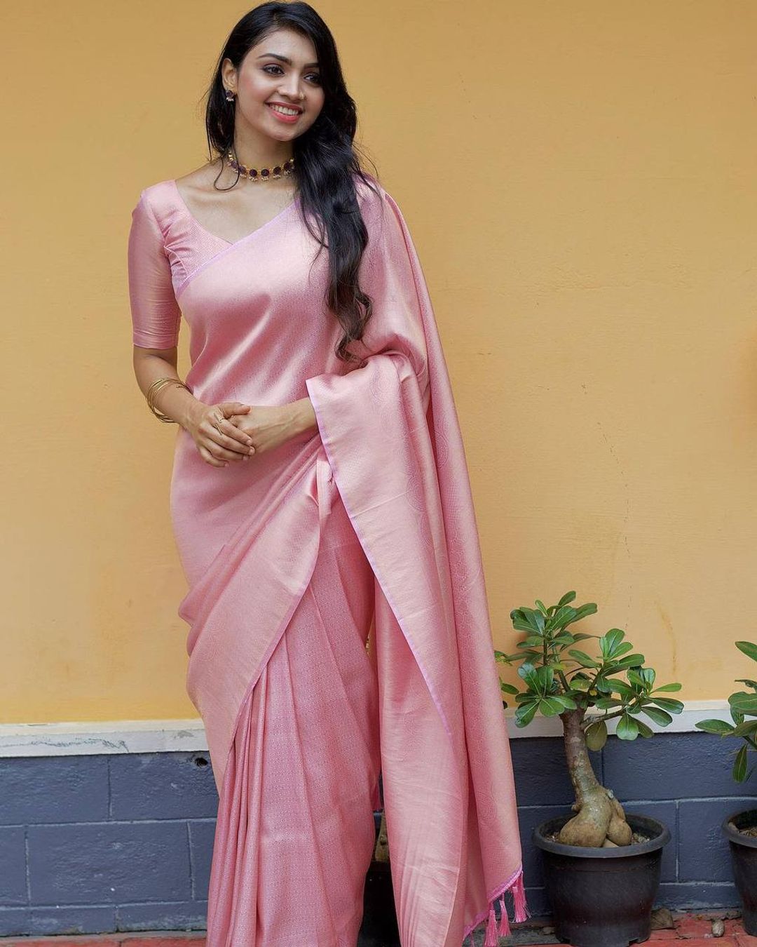 Blush Pink Banarasi Soft Silk Saree with Elegant Weave