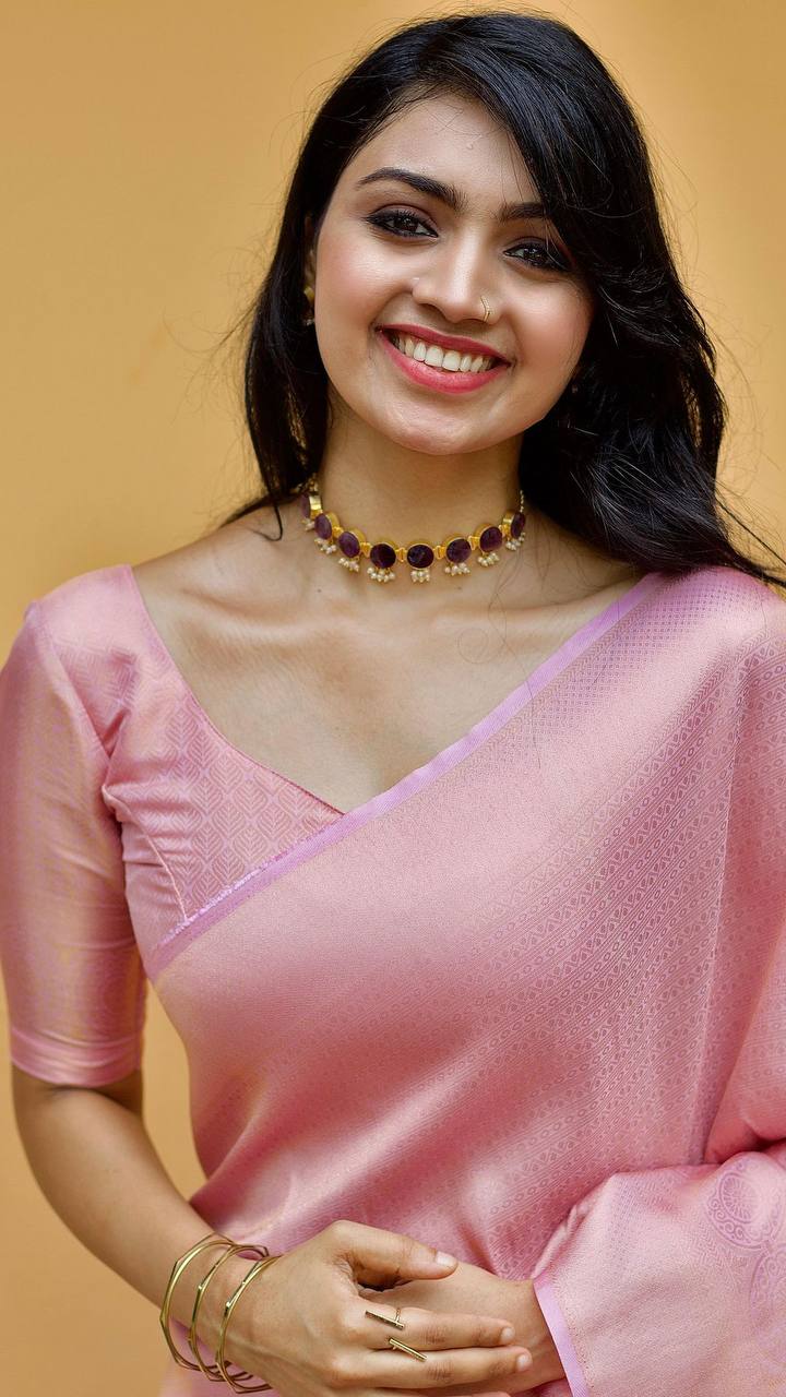 Blush Pink Banarasi Soft Silk Saree with Elegant Weave