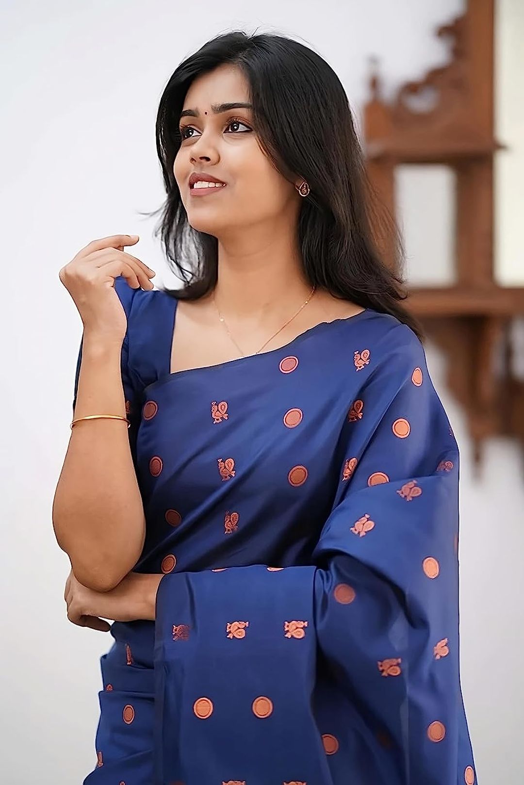 Navy Blue Zari Woven Banarasi Silk Saree Online