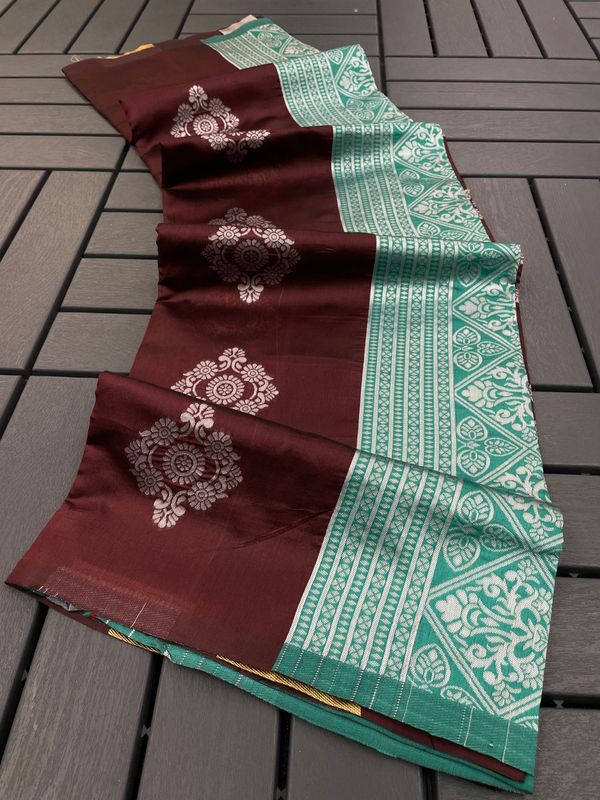 Elegant Maroon Soft Silk Saree with Green Jacquard Border