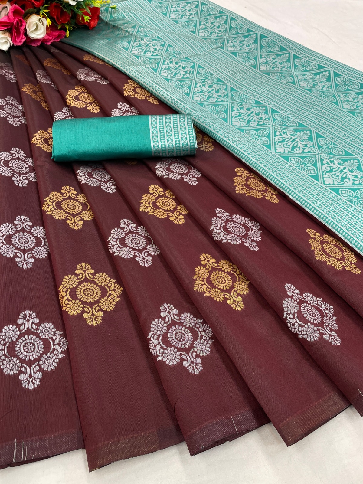 Elegant Maroon Soft Silk Saree with Green Jacquard Border