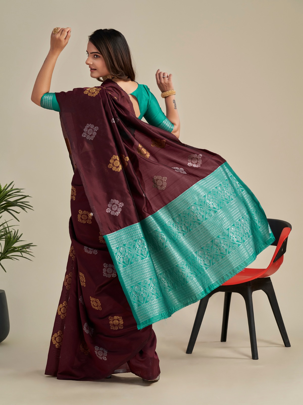 Elegant Maroon Soft Silk Saree with Green Jacquard Border