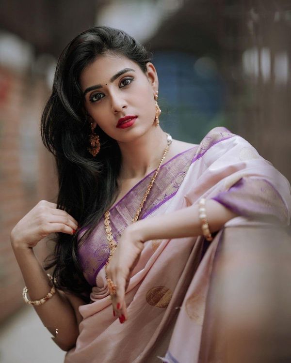 Premium Soft Silk Saree in Beige with Purple Zari Detail