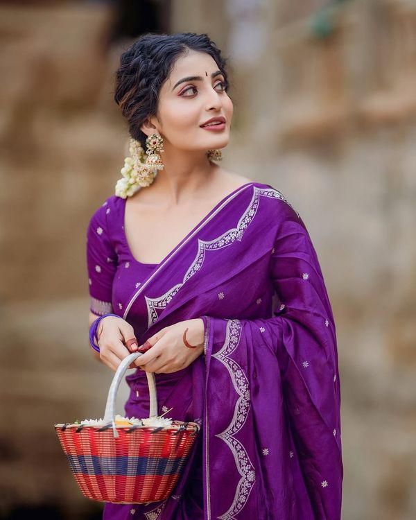 Classic Purple Banarasi Saree with Elegant Border Design