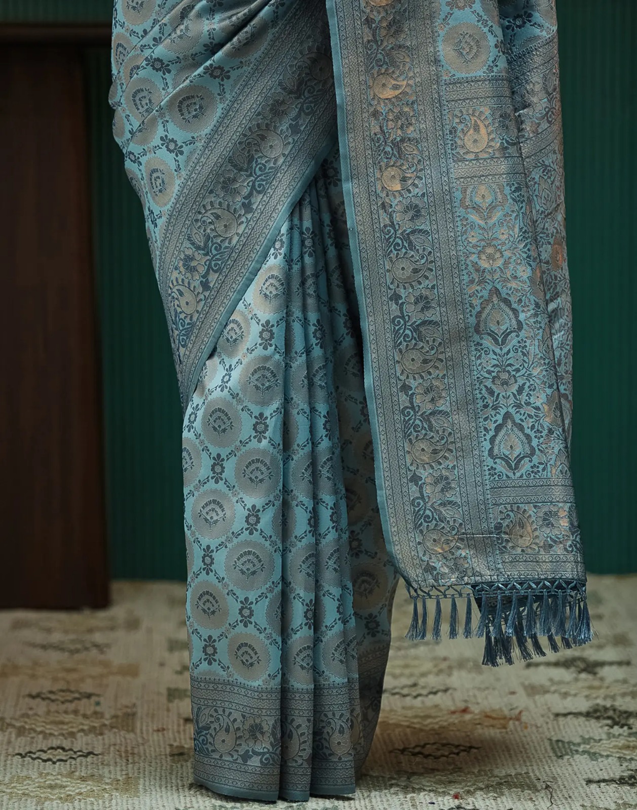 Sky Blue Banarasi Silk Saree with Elegant Zari Weave