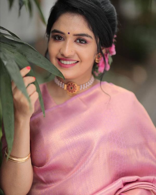 Elegant Rose Pink Banarasi Soft Silk Saree with Zari