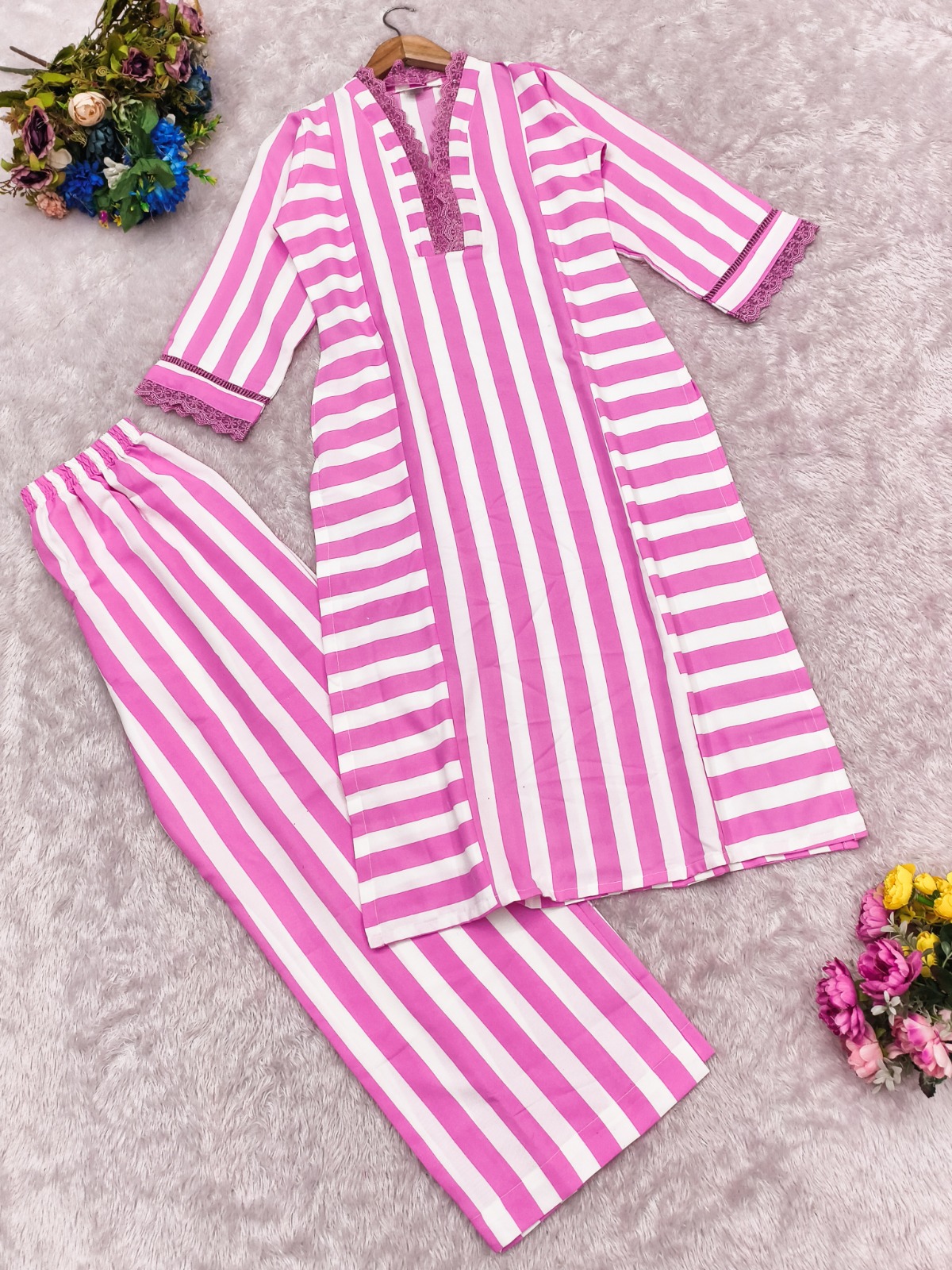 Elegant Lilac Straight Kurta with Palazzo Set