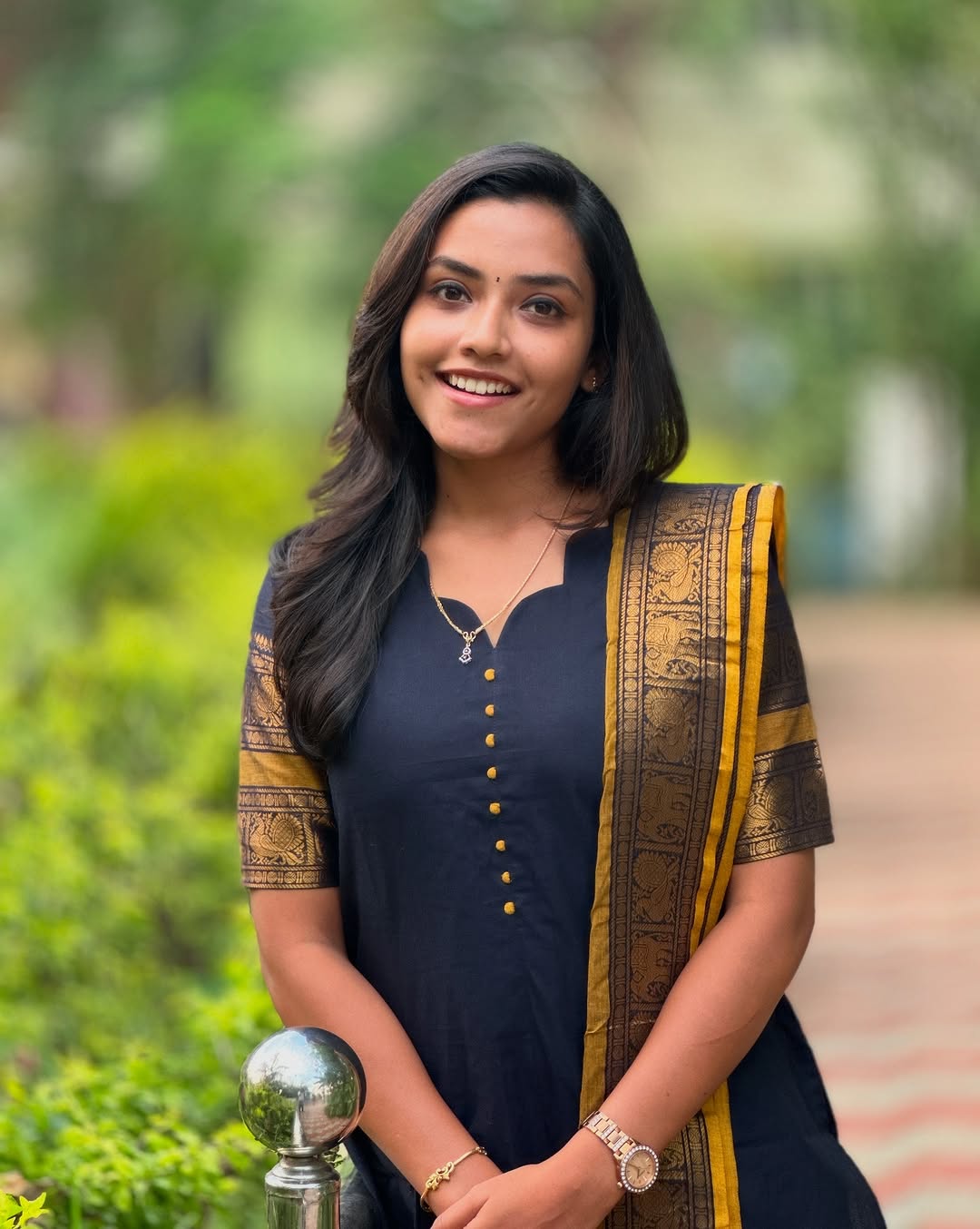 Royal Navy Blue Kanchi Cotton Kurta Set with Elegant Woven Dupatta