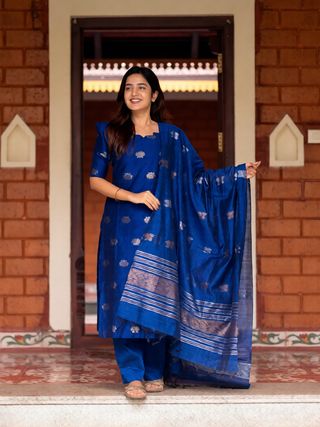 Stylish Royal Blue Kurta Pant Set with Dupatta Online