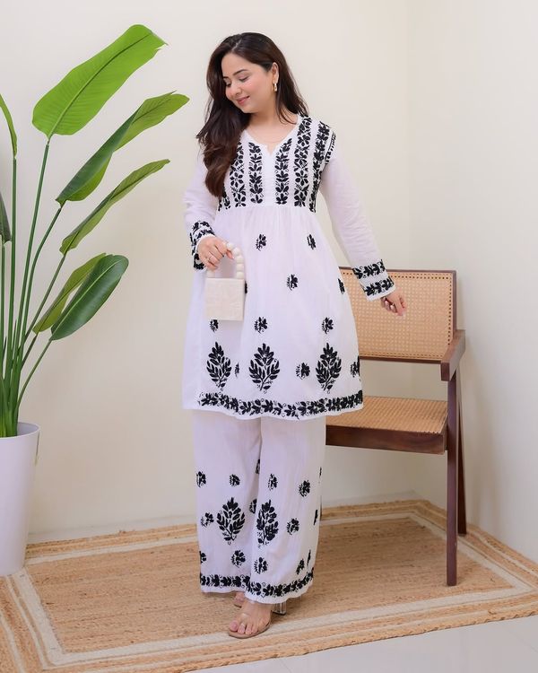 Soft Khadi Cotton White Kurta Set with Black Design