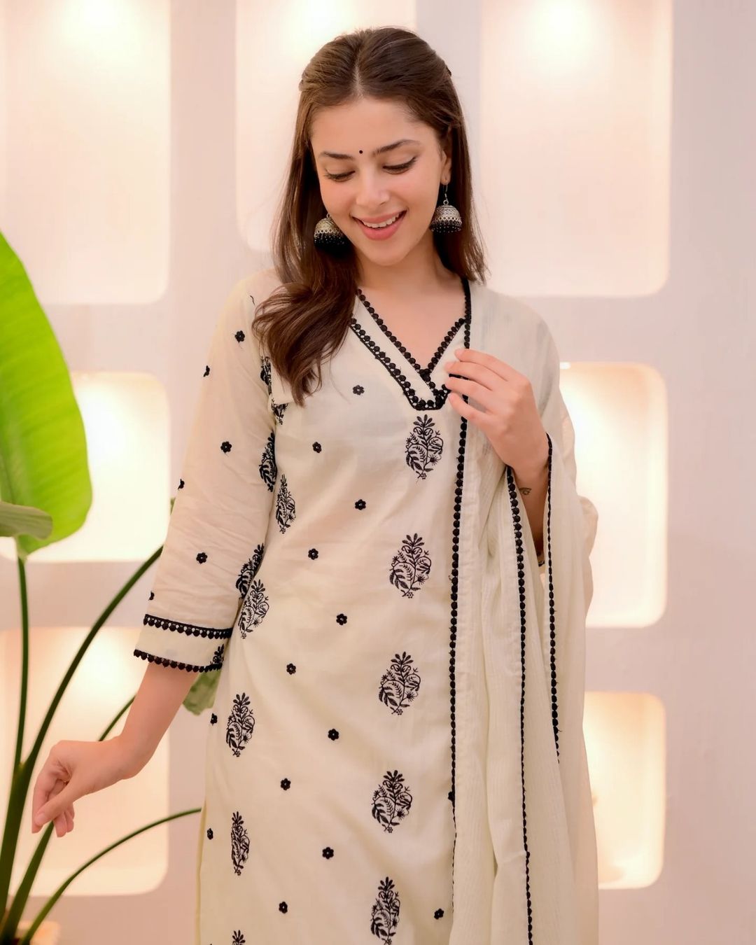 Festive Wear Cream Embroidered Kurta Set