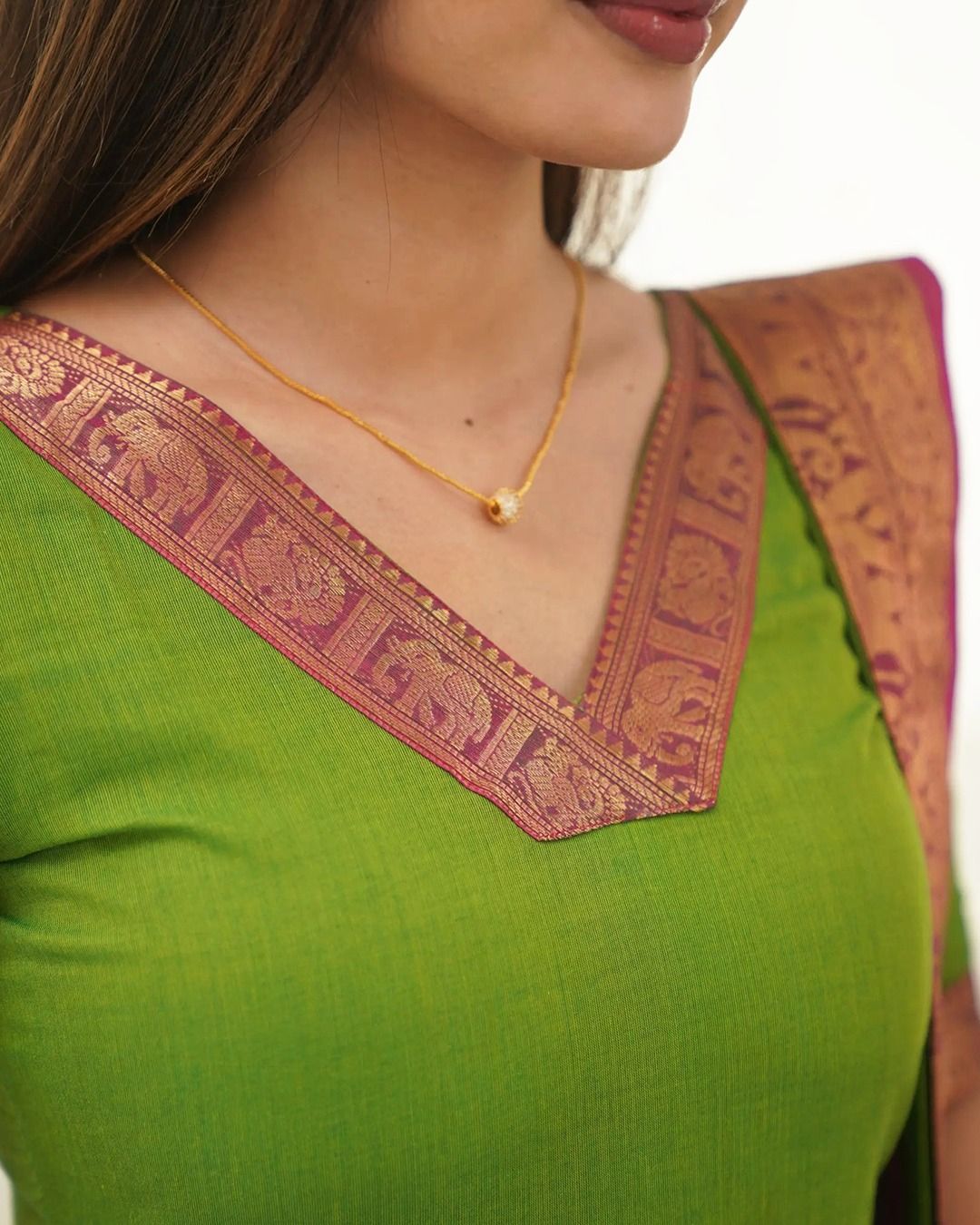 Green Elegant Traditional Kurti Set