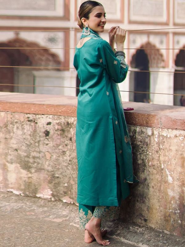 Teal Embroidered Rayon Straight Kurta Set with Organza Dupatta