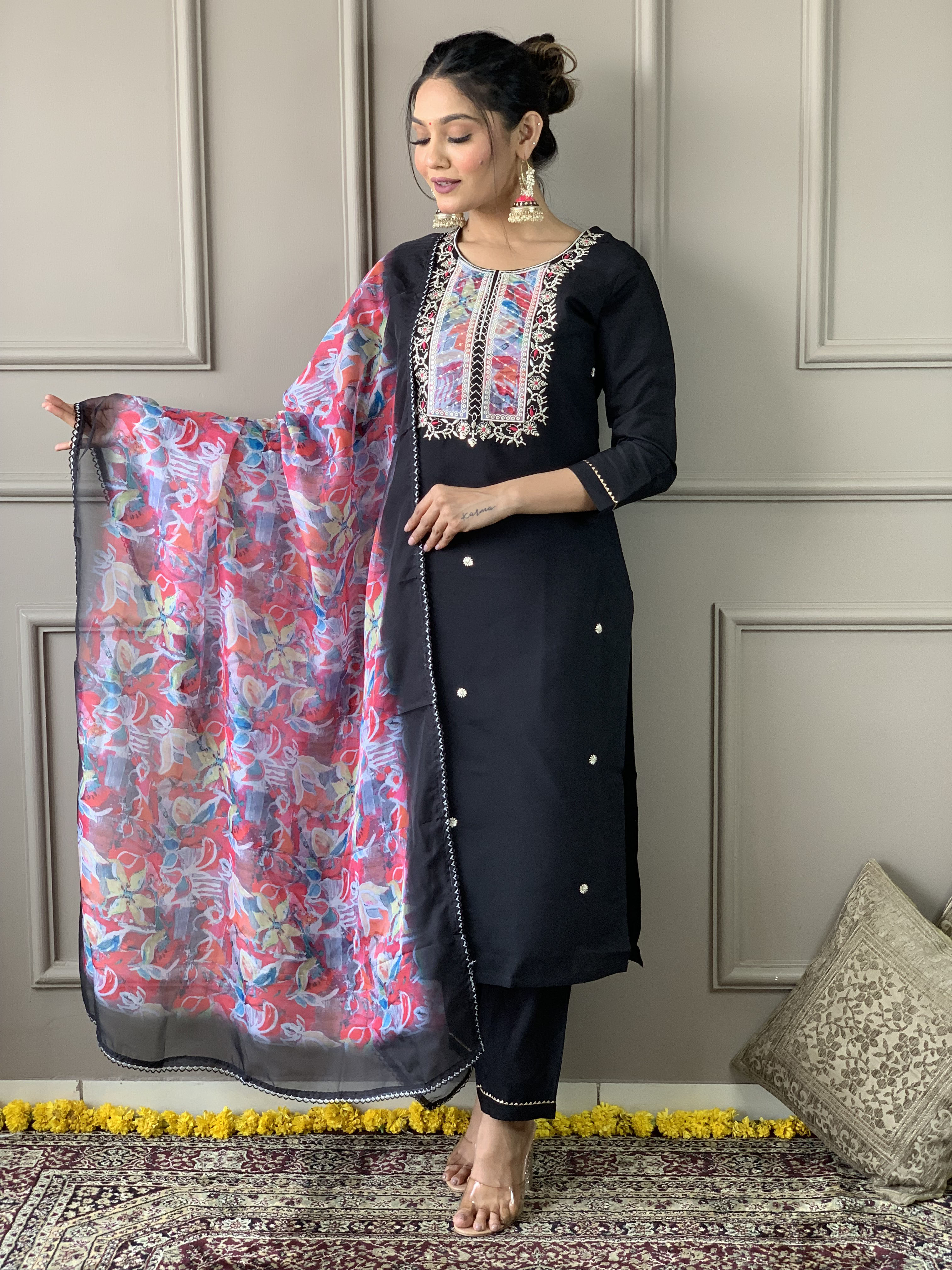 Black Embroidered Rayon Slub Kurta Set with Organza Dupatta