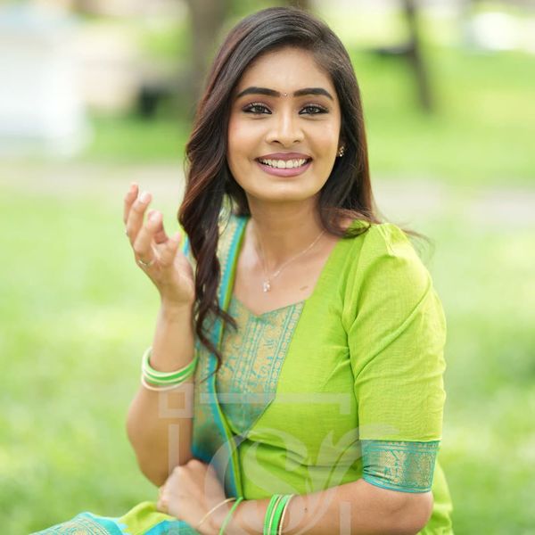 Parrot Green Kanchi Cotton Kurti with Woven Dupatta