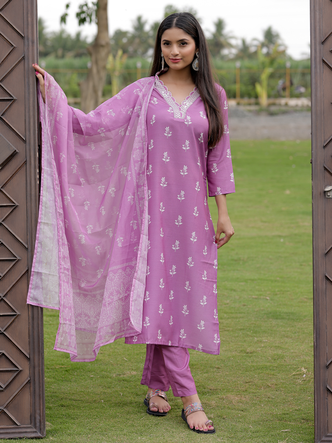 Onion Pink Printed Kurti Pant Dupatta Set