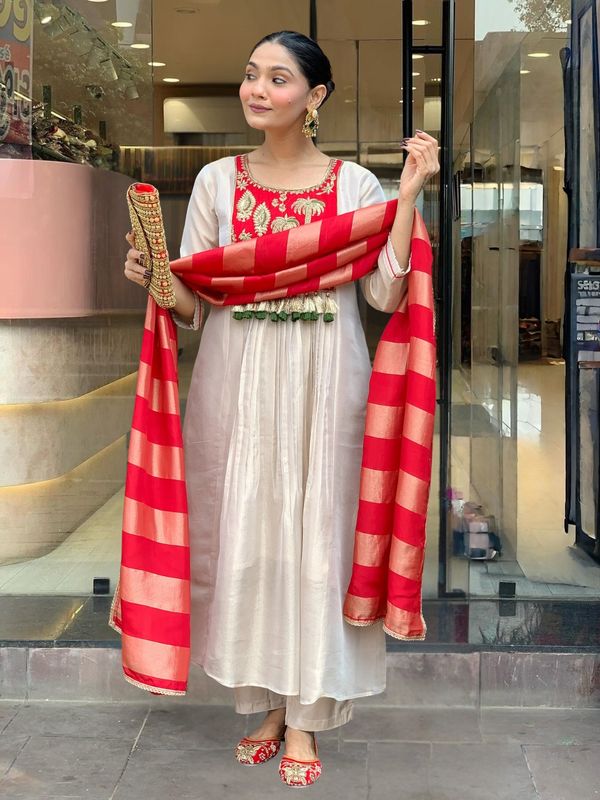 Silk Festive Kurta Pant Set with Zari Jacquard Dupatta