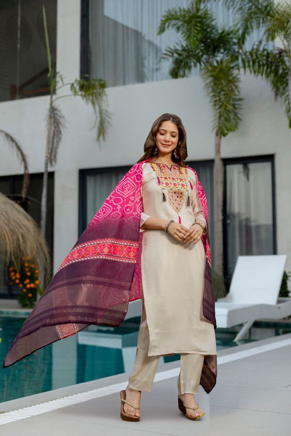Cream Embroidered Kurta Set with Bandhani Style Dupatta