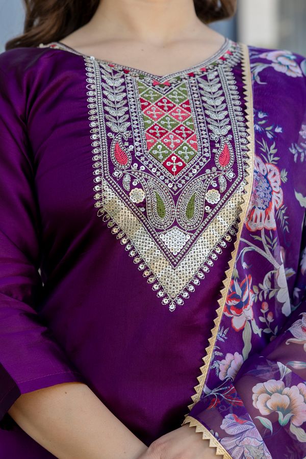Purple Embroidered Kurti Pant with Dupatta Online