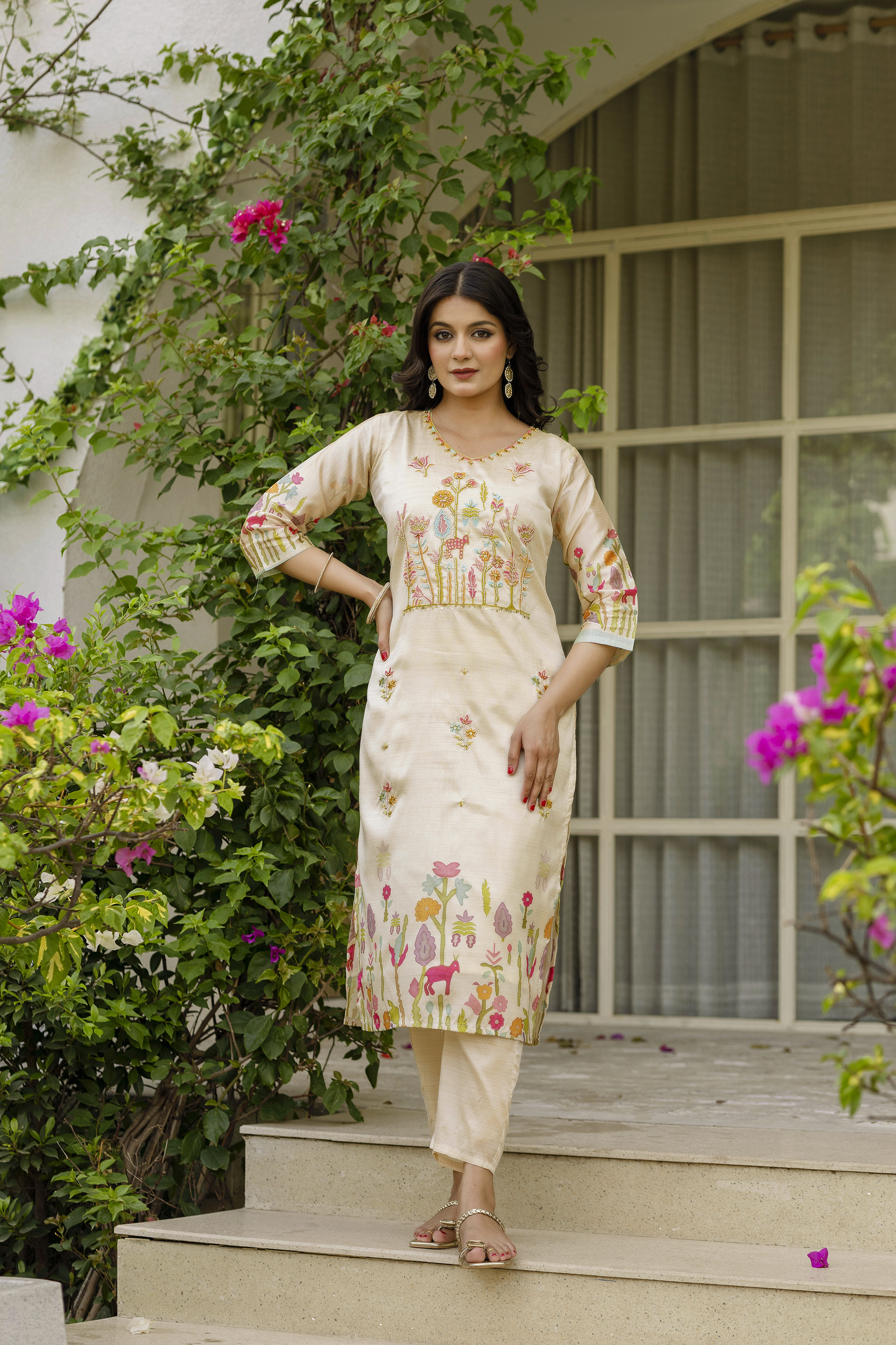 Cream Silk Embroidered Kurti Pant with Printed Dupatta