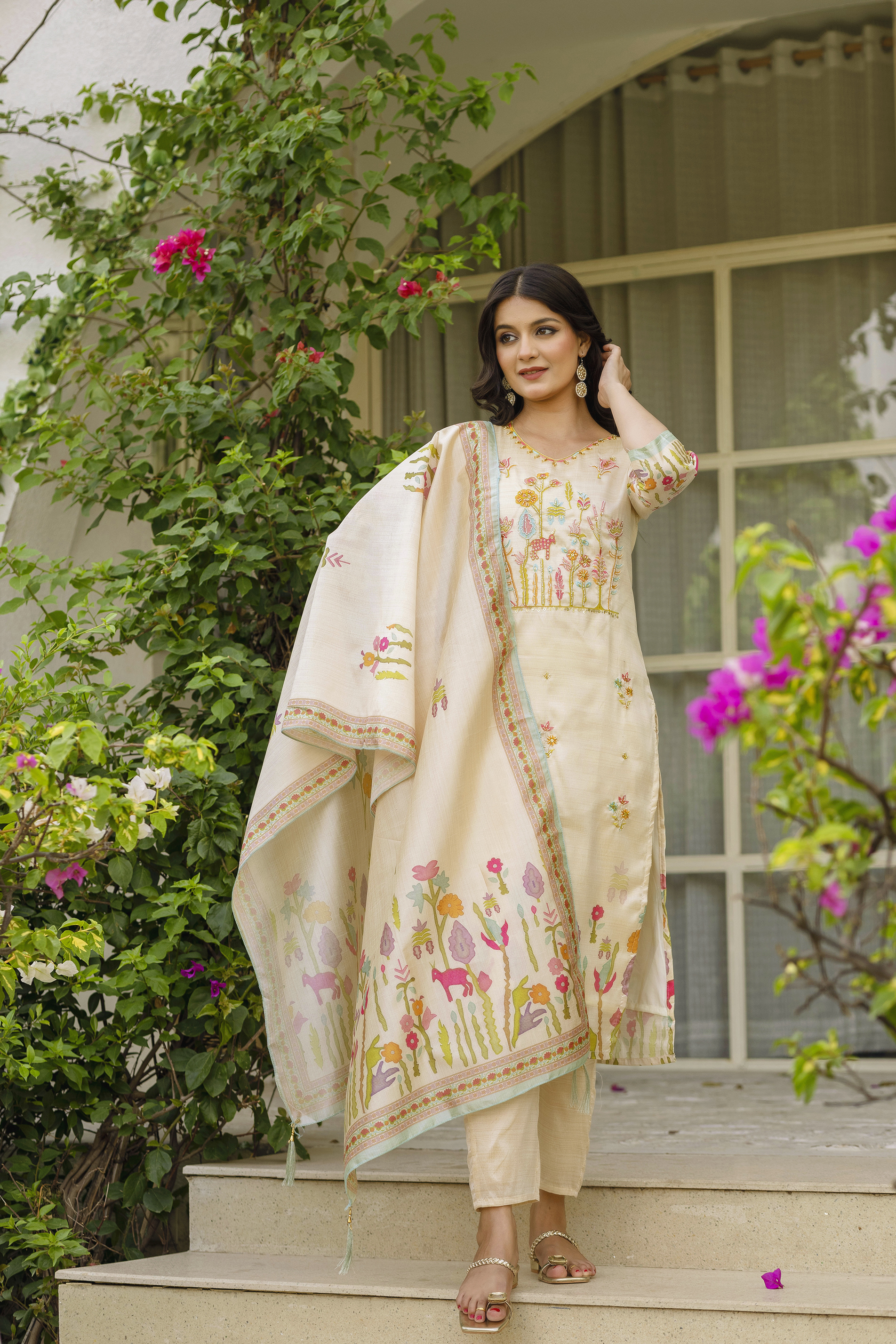 Cream Silk Embroidered Kurti Pant with Printed Dupatta