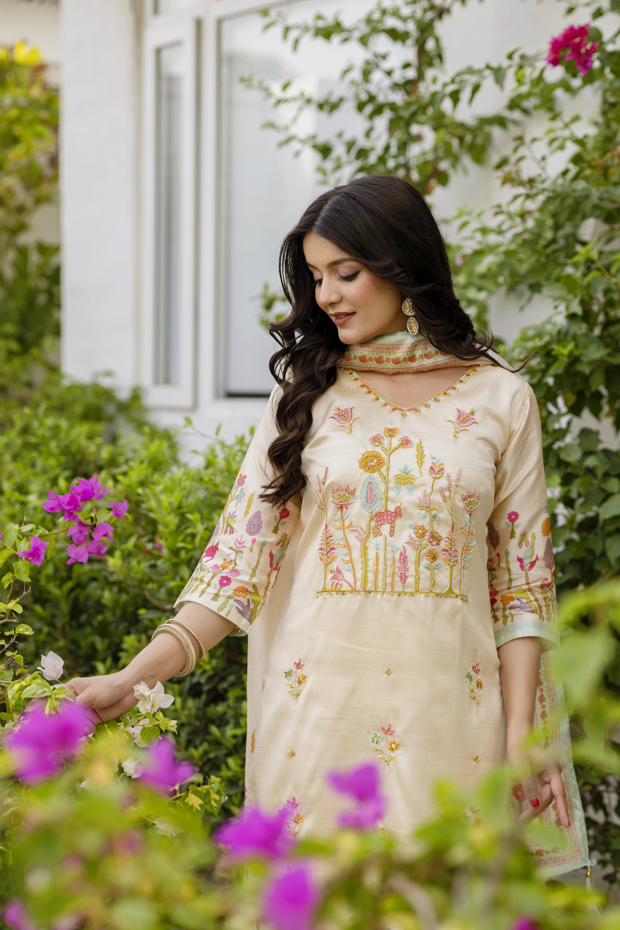 Cream Silk Embroidered Kurti Pant with Printed Dupatta