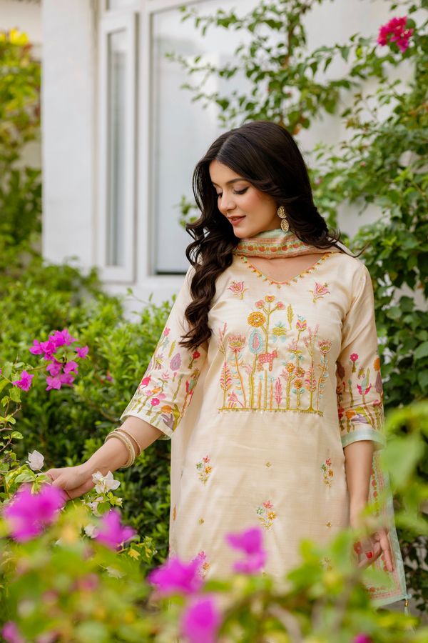Cream Silk Embroidered Kurti Pant with Printed Dupatta