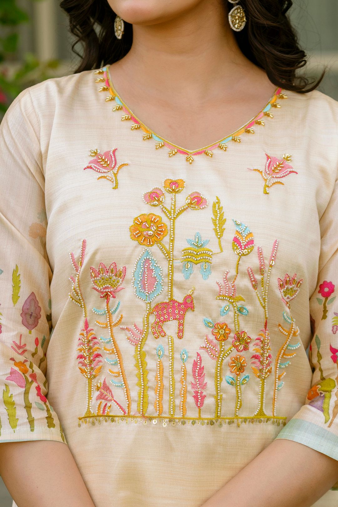 Cream Silk Embroidered Kurti Pant with Printed Dupatta