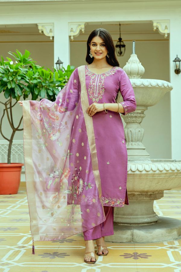 Mauve Embroidered Chanderi Silk Kurti Pant Dupatta