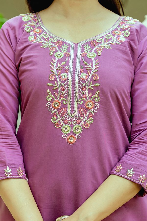Mauve Embroidered Chanderi Silk Kurti Pant Dupatta