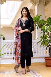 Black Embroidered Chanderi Kurti Pant Dupatta Set - Black