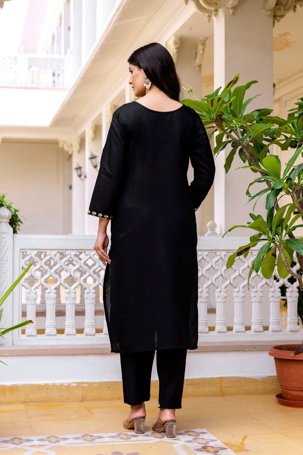 Black Embroidered Chanderi Kurti Pant Dupatta Set