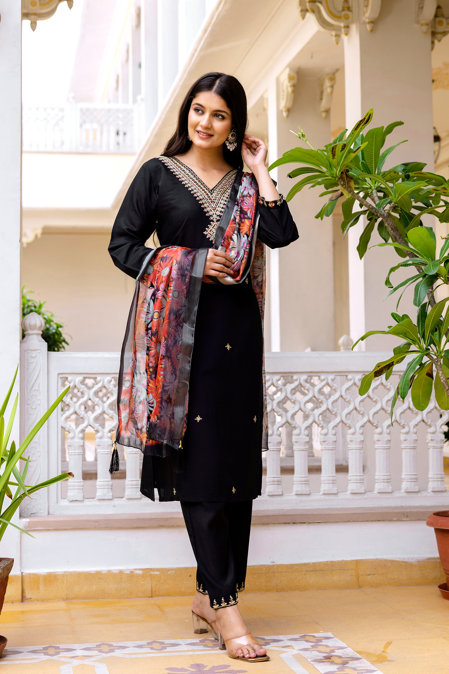 Black Embroidered Chanderi Kurti Pant Dupatta Set
