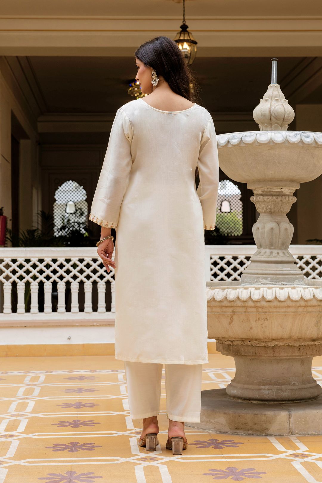 Cream Embroidered Chanderi Kurti Pant Dupatta Set