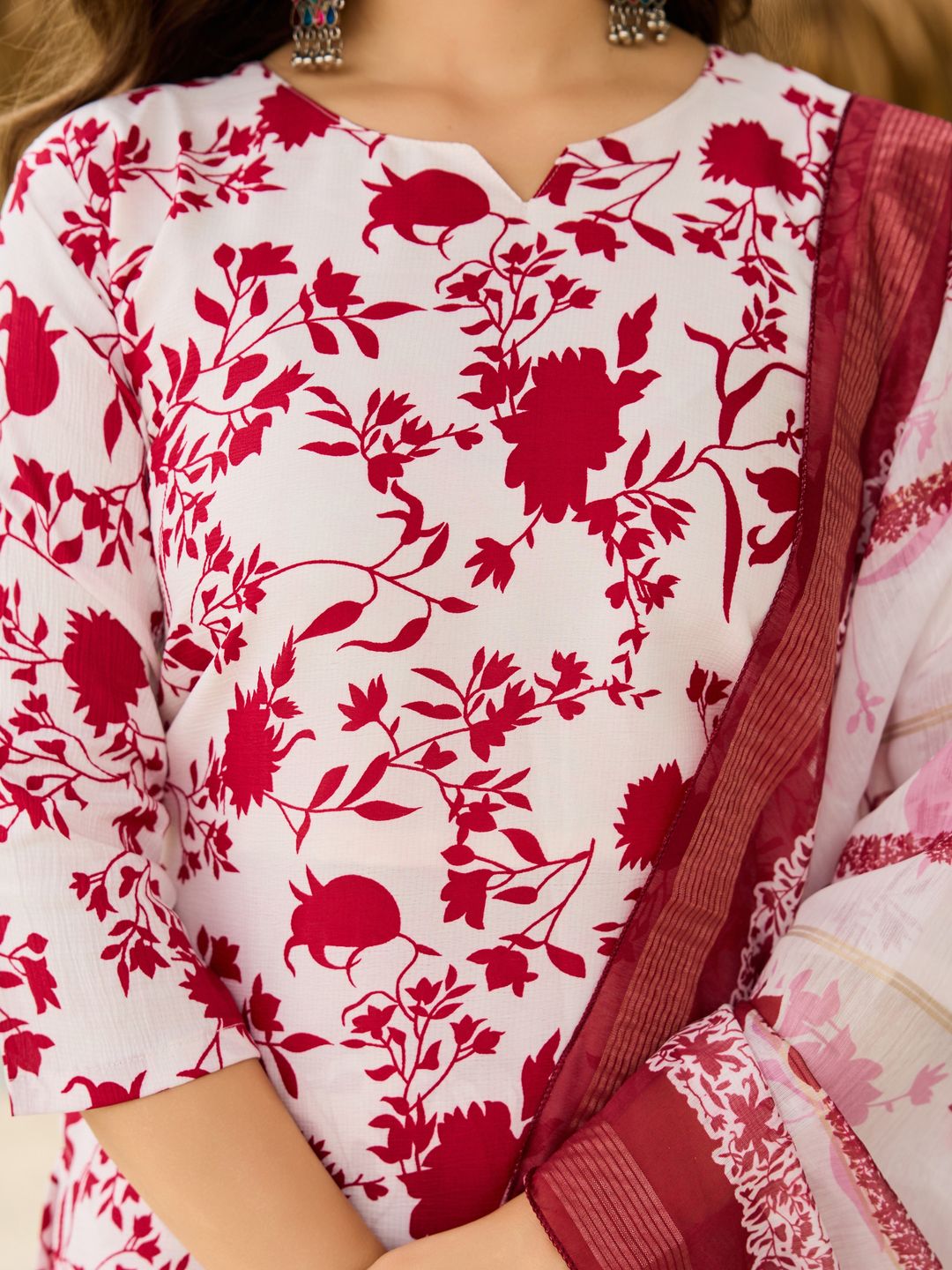 Chic Red Floral Silk Kurta Pant Dupatta Set for Women