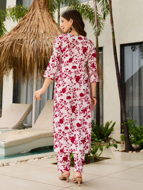 Chic Red Floral Silk Kurta Pant Dupatta Set for Women