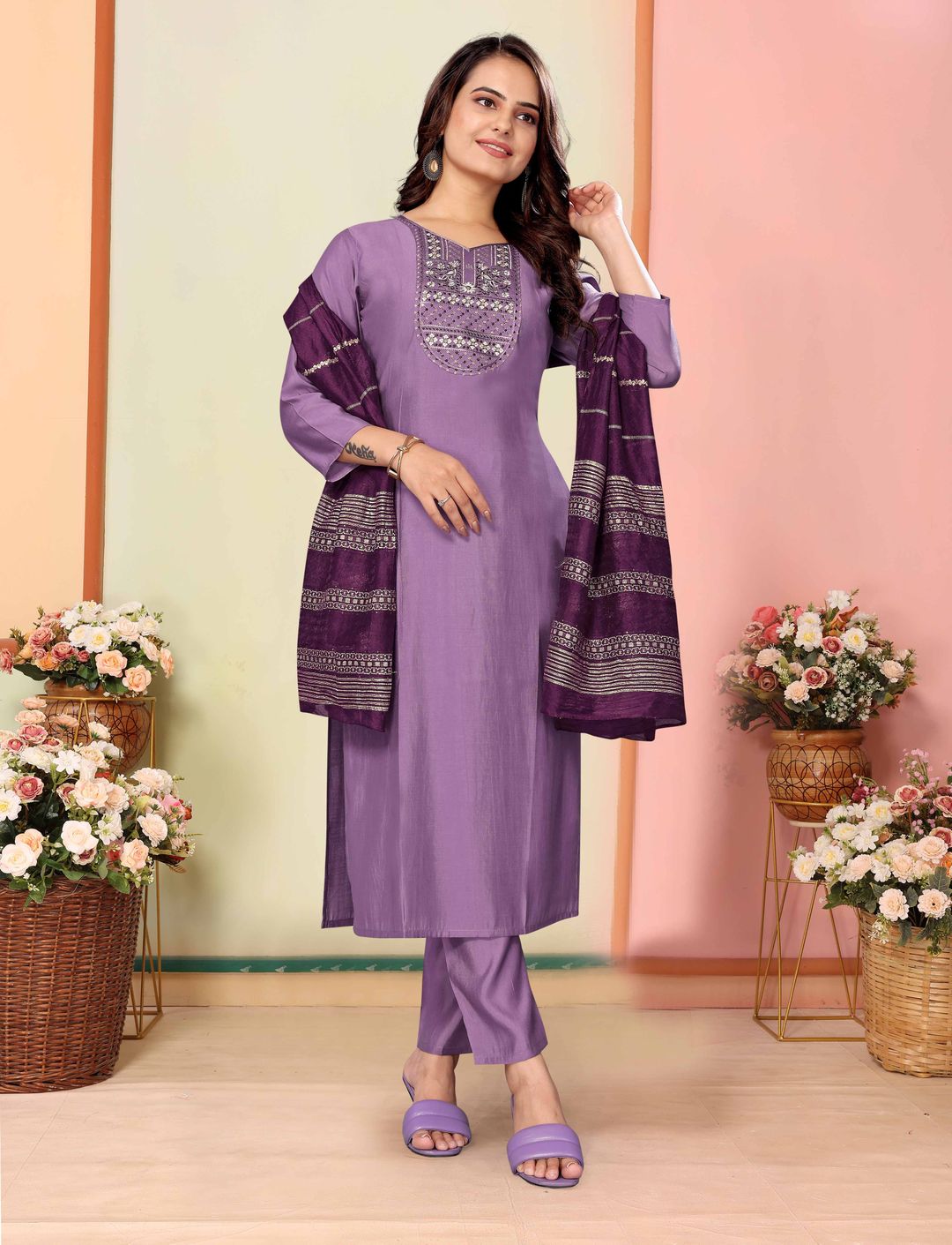Lavender Silk Embroidered Kurta Pant Dupatta Set
