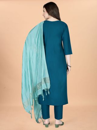 Teal Embroidered Cotton Blend Kurta Dupatta Set Women