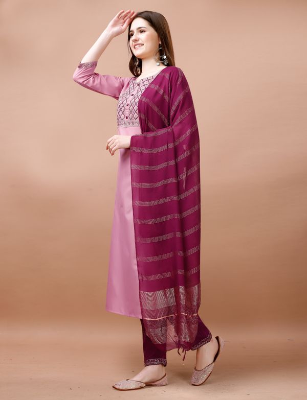 Blush Pink Embroidered Kurta Pant Dupatta Set Women