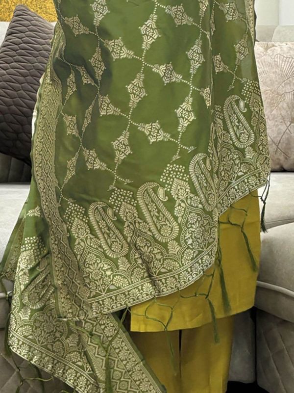Women's Mustard Silk Blend Kurta Set with Dupatta