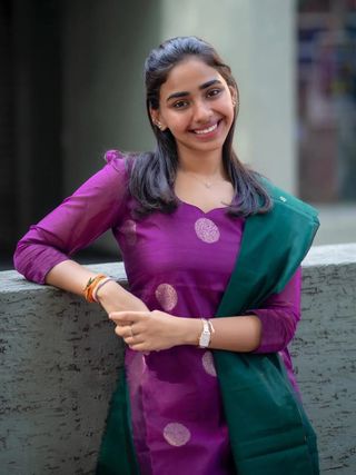 Purple Jacquard Weave Kurta Set with Green Dupatta